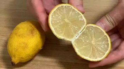 怎么挑柠檬水份多的