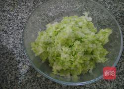 包菜香菇饺子馅做法