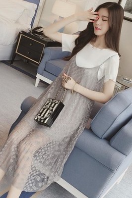 吊带蕾丝连衣裙怎么搭配