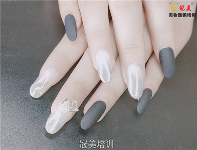 学美甲去哪好