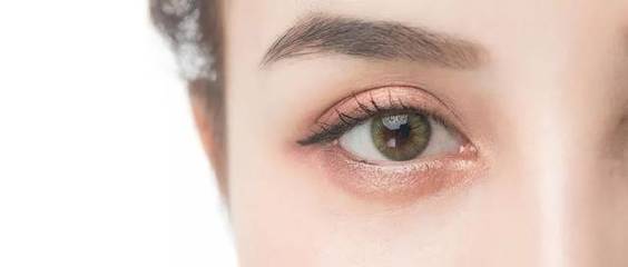 最近左眼皮一直跳是怎么回事