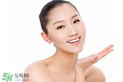 牙齿黄怎么才能美白