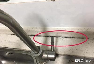 厨房密封胶发霉