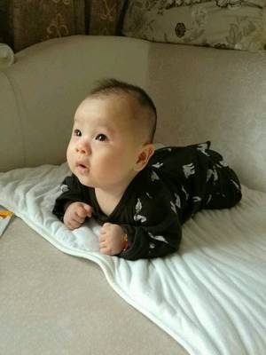 四个月大的宝宝发烧怎么办