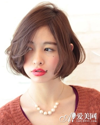苹果脸适合什么发型女