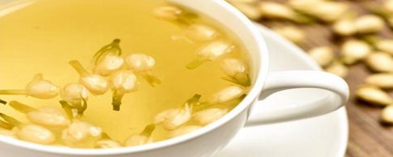 吃中成药可以喝红茶吗