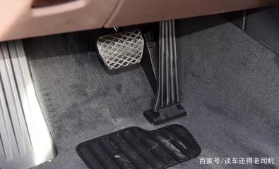 新车地板皮用不用装