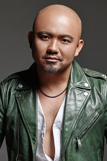 王庆(南京军区政治部前线文工团演员)_360百科