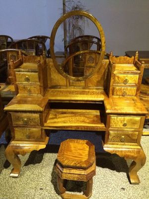 金丝楠木古典家具