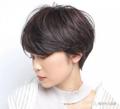 露耳短发发型女2018