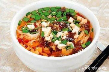 香菇土豆臊子面