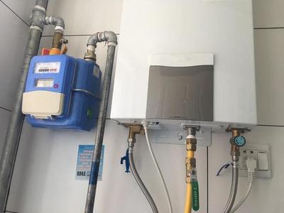 厨房阳台共用燃气热水器