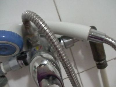 热水器上水管