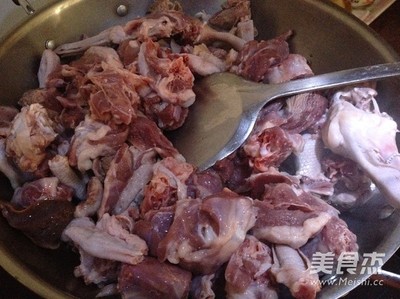 焖鹅的制作方法