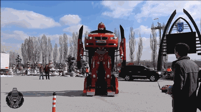 真的机器人能走路