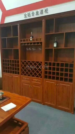 实木橱柜出口前景