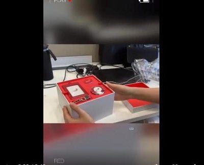 液晶屏线用什么清洗