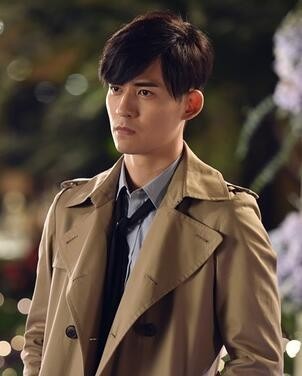 王伟(香港知名演员)_360百科