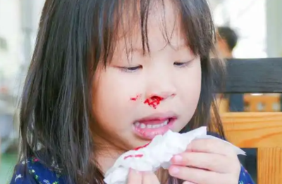 孩子吐血是怎么回事