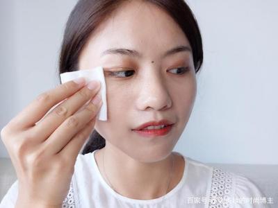 卸妆水不用化妆棉
