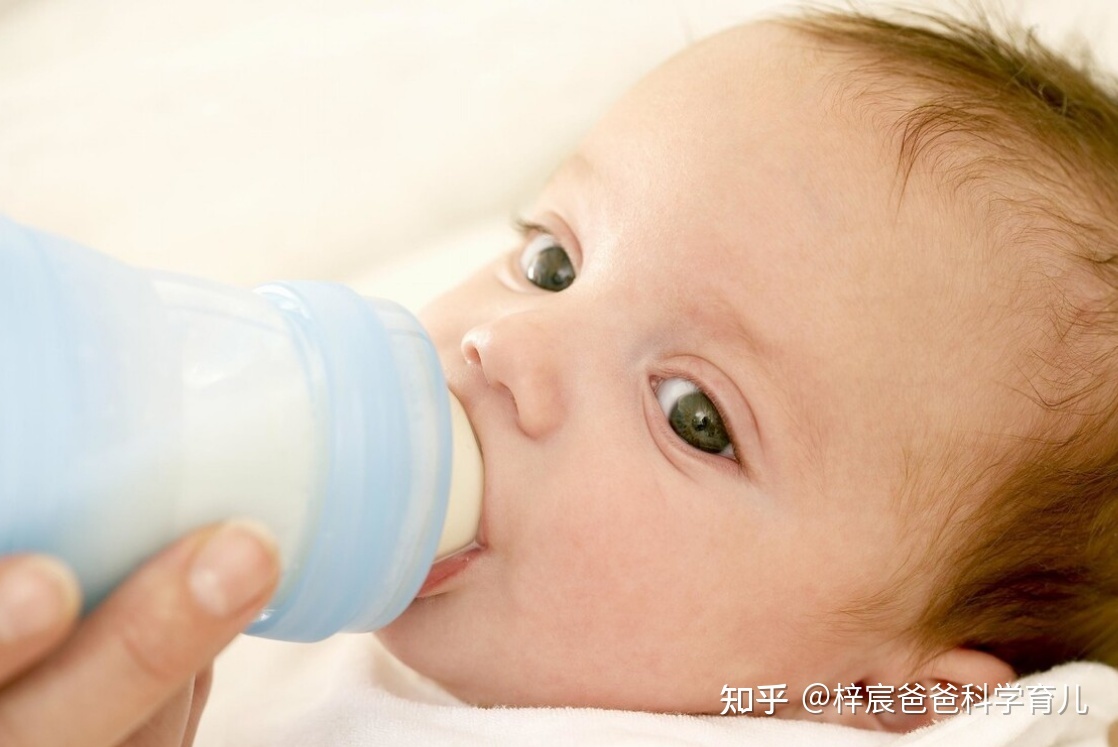 配方奶粉冲好后可以放多久