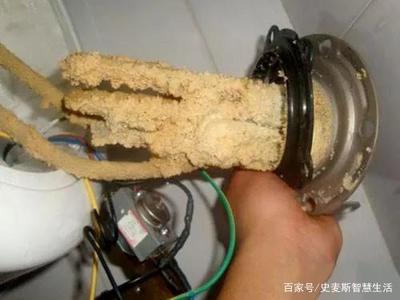 如何清洗电热水器内胆