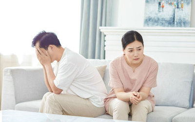 怀孕8个月想离婚怎么办
