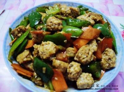 猪肉 胡萝卜 香菇 丸