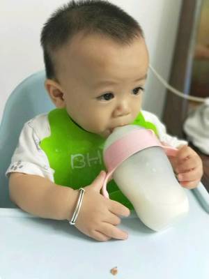 宝宝戒奶不喝奶粉怎么办