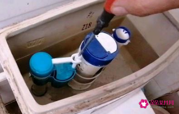 调整马桶水位