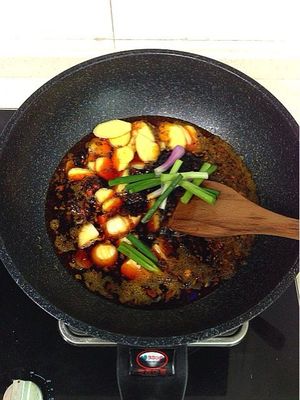 火锅香油如何制作方法
