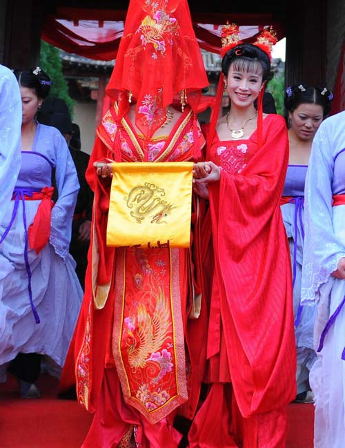 《杨贵妃秘史》谢阿蛮石小群剧照服装(组图)