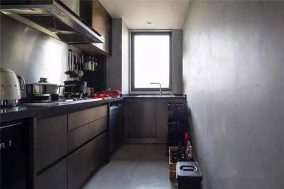 是先装橱柜还是先铺地板