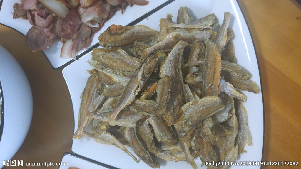 油炸小干鱼的做法大全家常