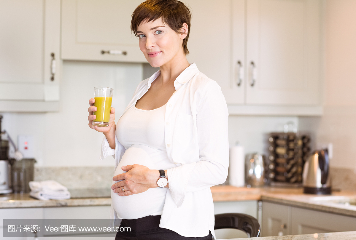 孕妇可以喝鲜榨橙汁吗