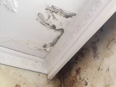 厨房铺完瓷砖楼下渗水