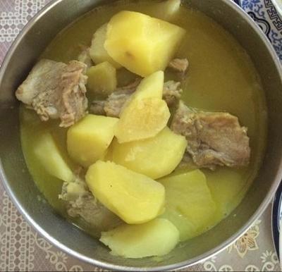 土豆炖排骨汤做法大全家常
