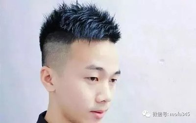 2017短发发型男阳光