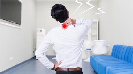颈椎病长痘痘
