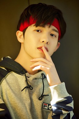 李昊(演员)_360百科