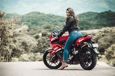 孕妇梦见坐摩托车