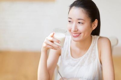 怀孕什么时候有奶