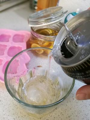 赵薇柠檬蜂蜜水制作方法