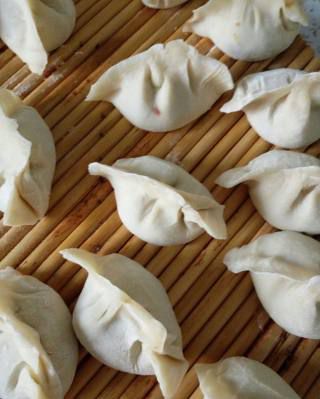 三色水饺制作方法