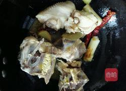 炖鸡架骨的做法大全家常