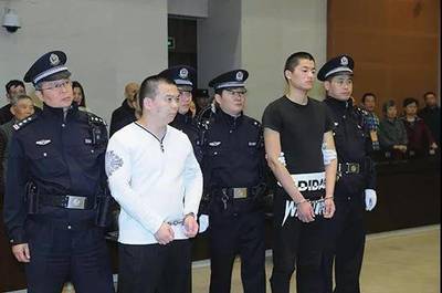 判处死刑缓期二年执行是什么意思