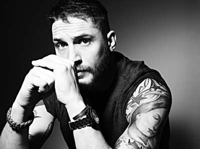 汤姆·哈迪黑白大片帅气写真