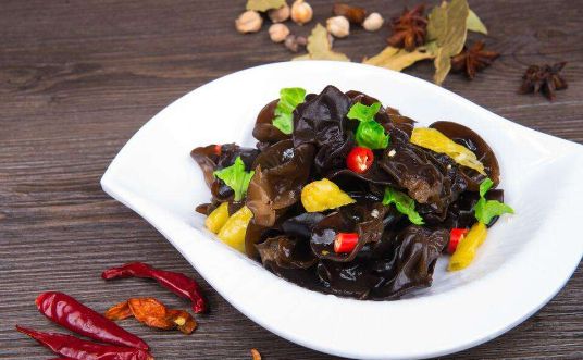 木耳隔夜还能吃吗