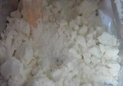 奶粉潮湿结块还能吃吗