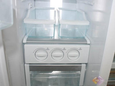 冷冻大冷藏小的冰箱